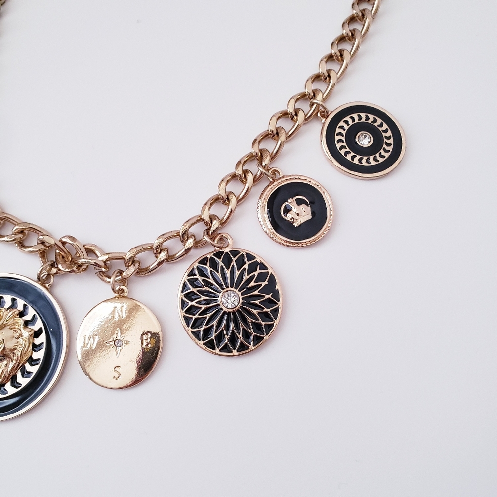 Gold Tone Lion Star Necklace - Picture 4 of 12